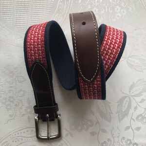 Vineyard Vines Blue/Red Micro Golf Cart Whale Canvas Casual Belt Men’s Size 32